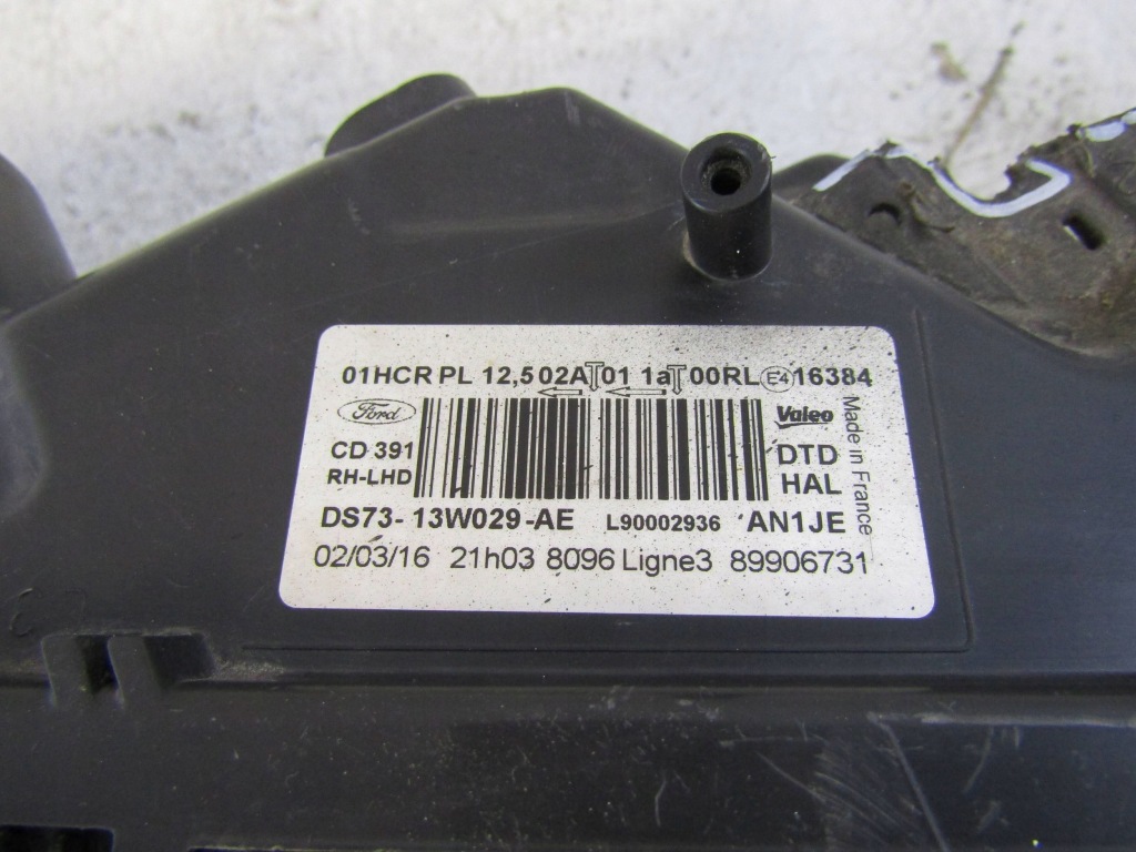 Ford mondeo mk5 фонарь  правый  перед ds73-13w029-ae в Украине