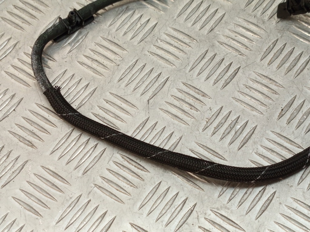 Bmw x1 f48 g20 g21 g30 g31 шланг пабтрубок  топлива 8587546 Недорого