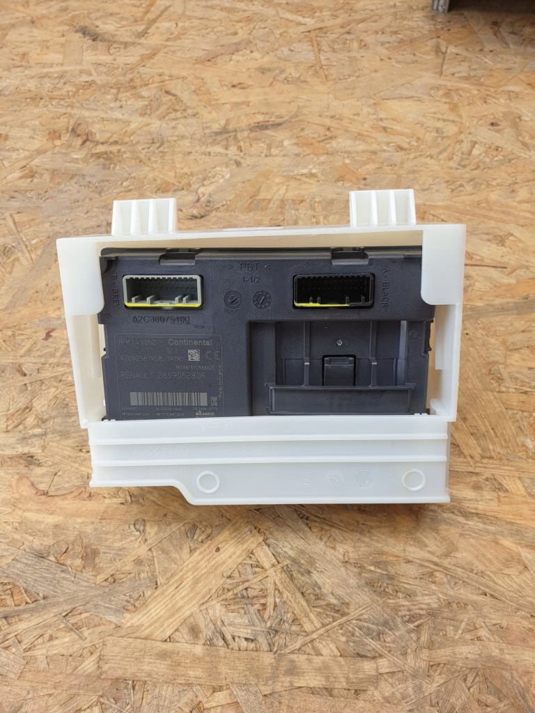 фото №1, Renault captur clio iv считыватель карты 285905280r