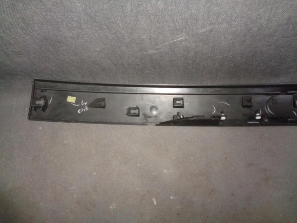 фото №6, Subaru forester iii накладка крышки багажника oryg