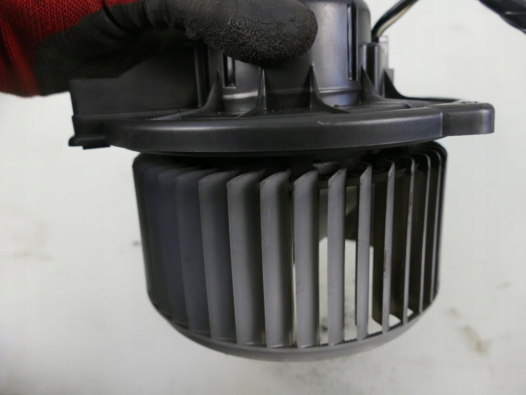 фото №4, Toyota corolla e12 lift воздуходувка обдув вентилятор вентилятор воздуховод