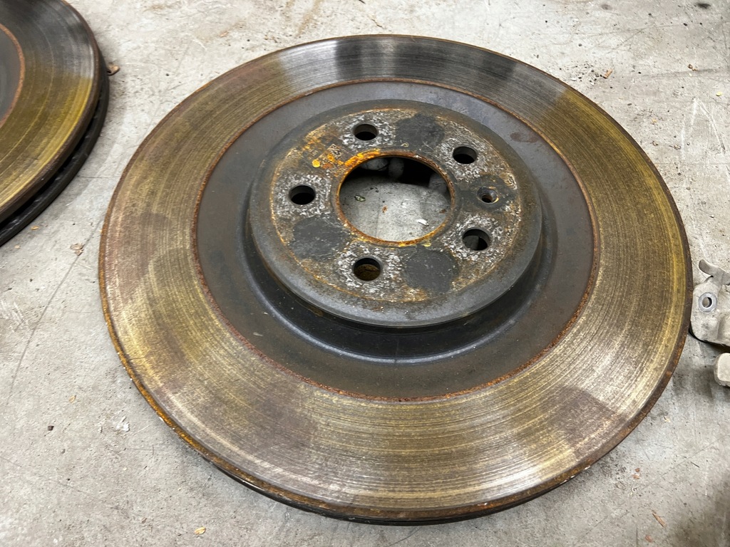 фото №15, Комплект гальмівні диски супорти гальмівні колодки гальмівні audi a8 d4