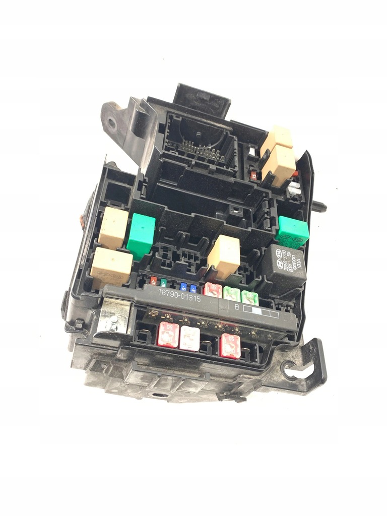 фото №1, Hyundai santa fe 2005 рамка / модуль запобіжників