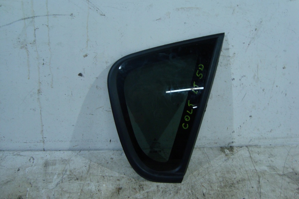 фото №1, Стекло правый задняя 5d mitsubishi colt 04-