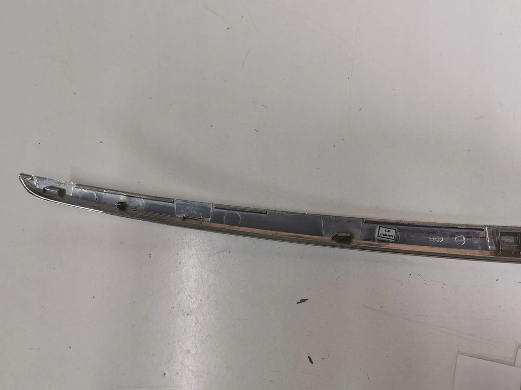 фото №3, Молдинг, хром крышки задний renault clio iv 2.317