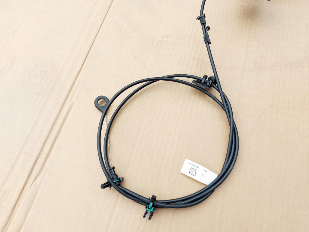 фото №9, E-klasa w238 cabrio 17r. крышка багажника крыша цвет 149