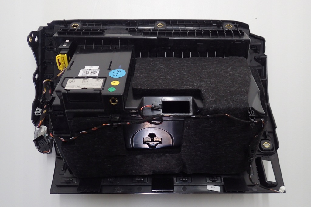 фото №7, Audi a7 4k бардачок пассажира 4k1857035