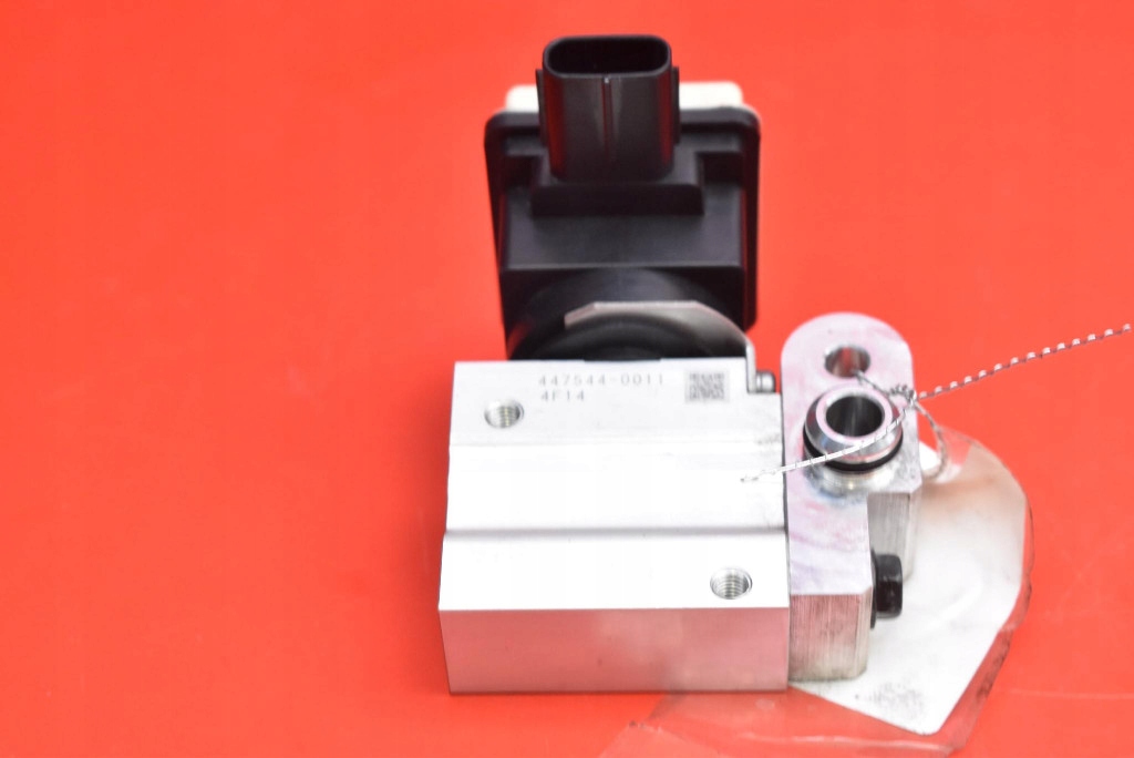 фото №7, Розподільник клапан кондиціонера 447520-0373 toyota bz4x 22-