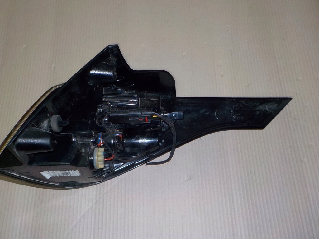 Opel crossland 21- рестайлинг  фара задняя full led rh/lh с Разборки