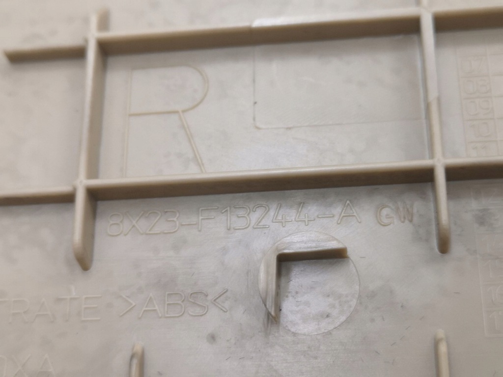 фото №7, Jaguar xf 2009 правая сторона молдинг порог задняя