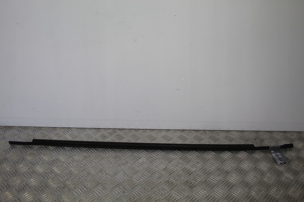 фото №1, Молдинг ущільнювач двері перед nissan note ii 2