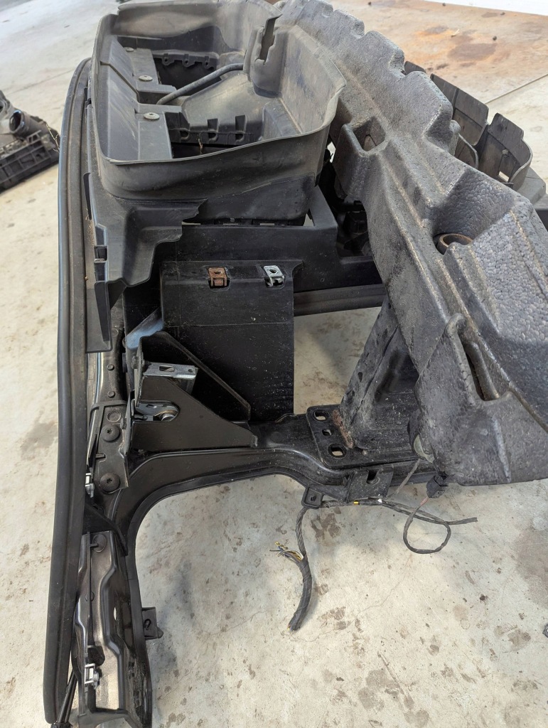 Bmw x1 e84 2009-2015 усилитель ремень перед балка радиатор 2.0d Цена