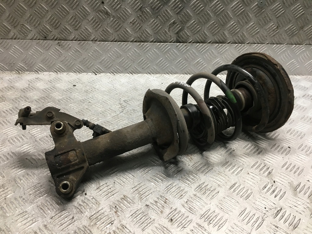 фото №1, Primera p12 1.6 mcperson левый перед