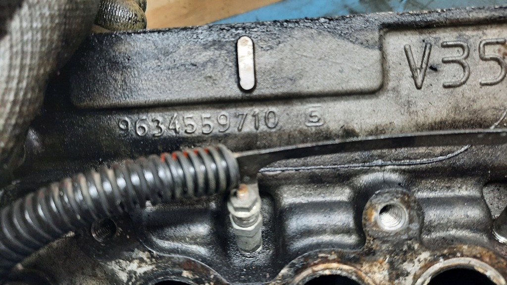 фото №5, Головка двигателя 9634559710 peugeot 807 2.2 hdi