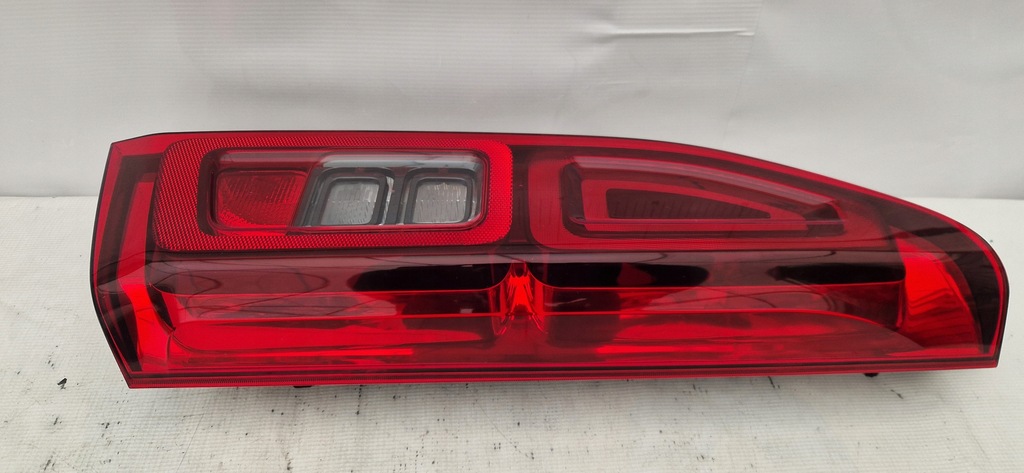 фото №3, Combo e berlingo iv 4 rifter proace лампа задня права