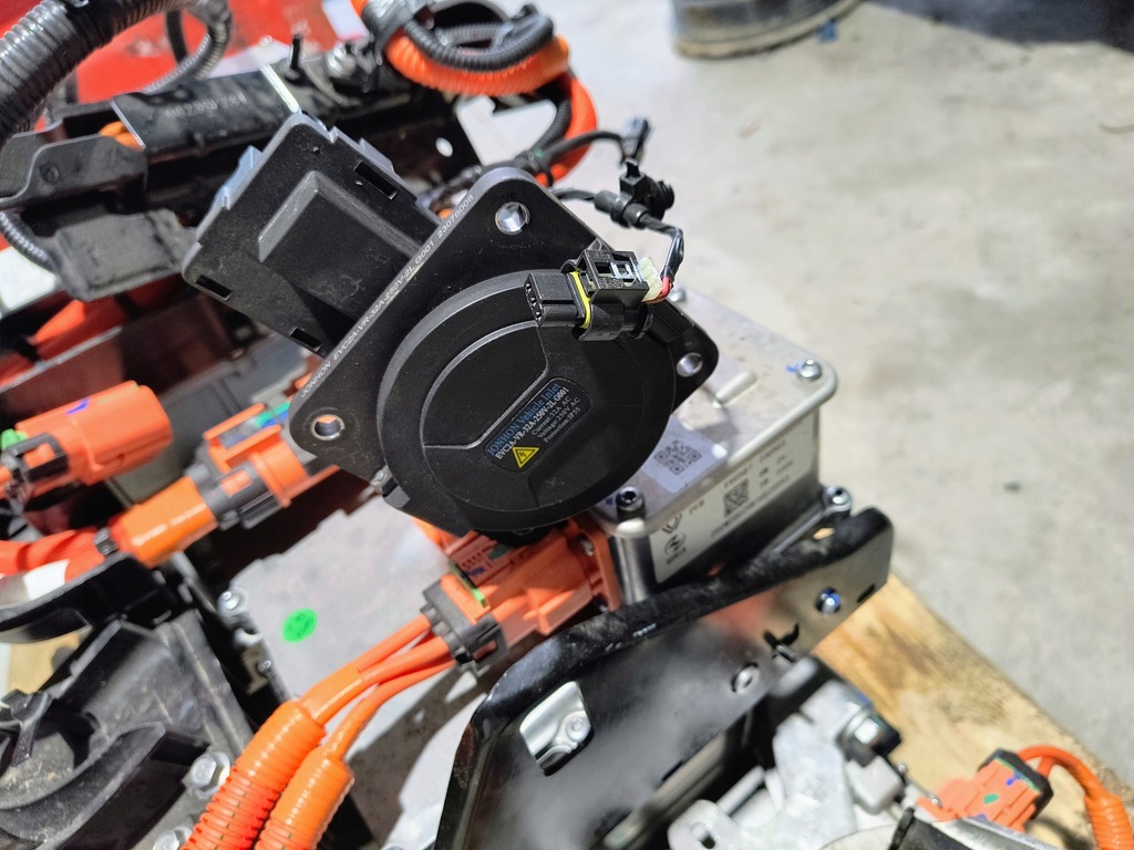 фото №10, Dacia spring двигун коробка передач привідний вал електропроводка роз'єм комплект 4db403