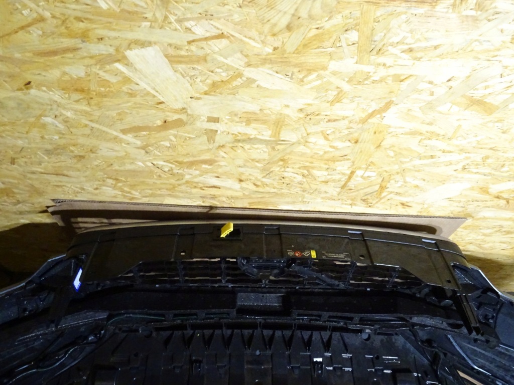 фото №4, Volvo xc60 ii бампер r-design перед передний 4 pdc