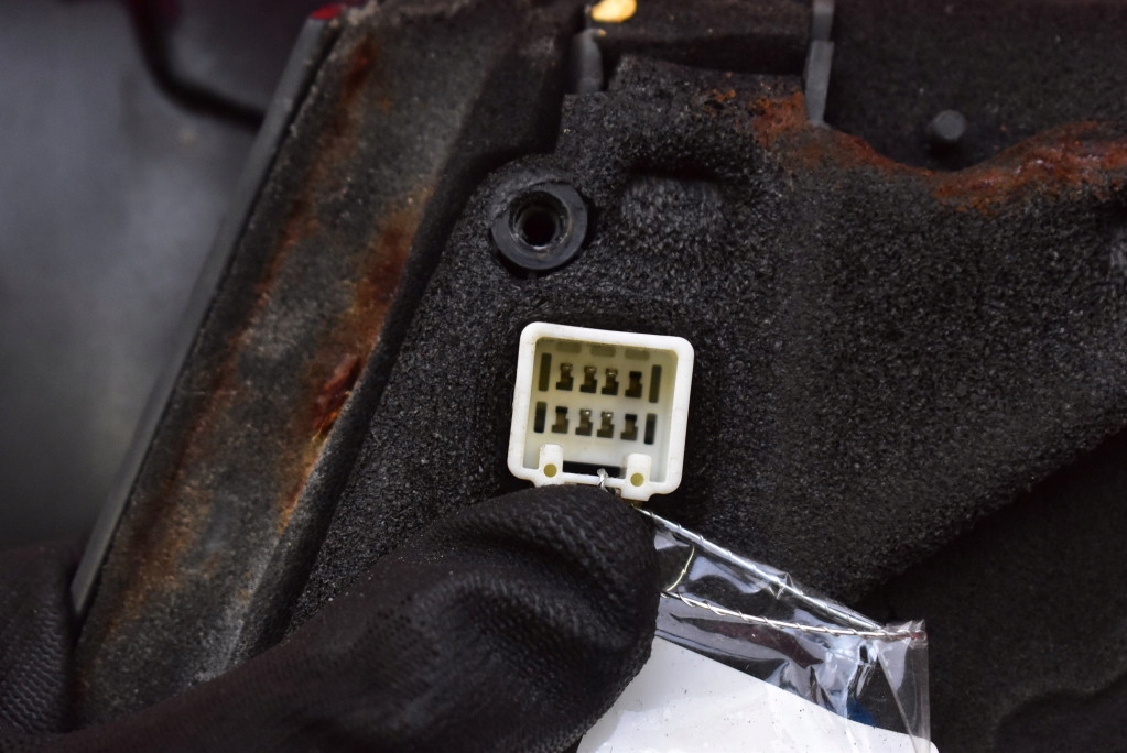 фото №7, Зеркало правое жёлтые eu 012221 mazda 3 1 i bk 03-06 5 pin