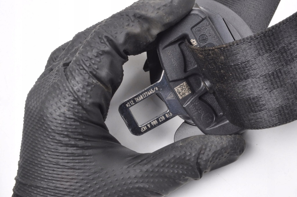 Porsche cayenne 9y0 ремень безопасности левое  перед 3066322 0589-p1-0026 Недорого