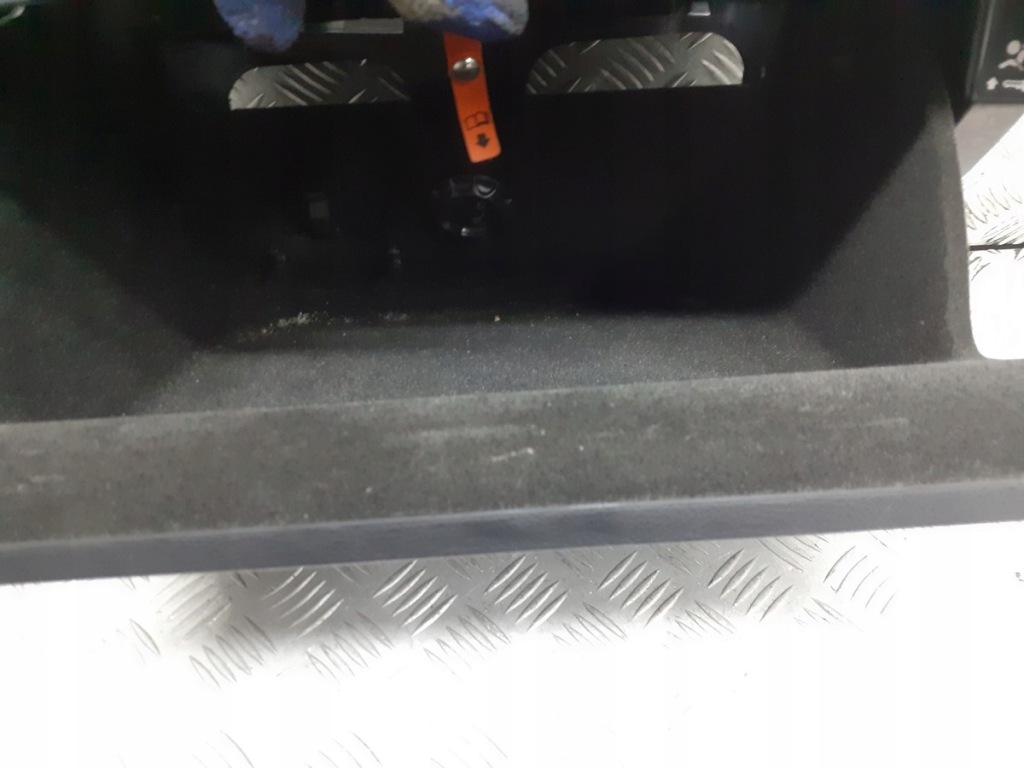 фото №8, Бардачок vw passat b6