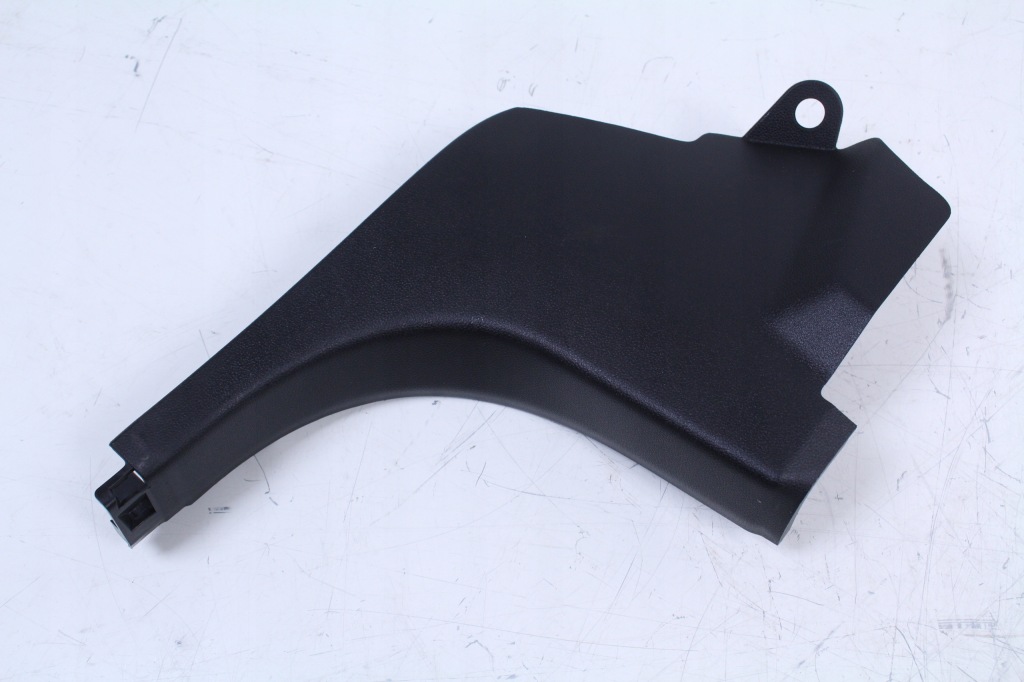 Пластик накладка порог renault clio v 5 20r. Цена