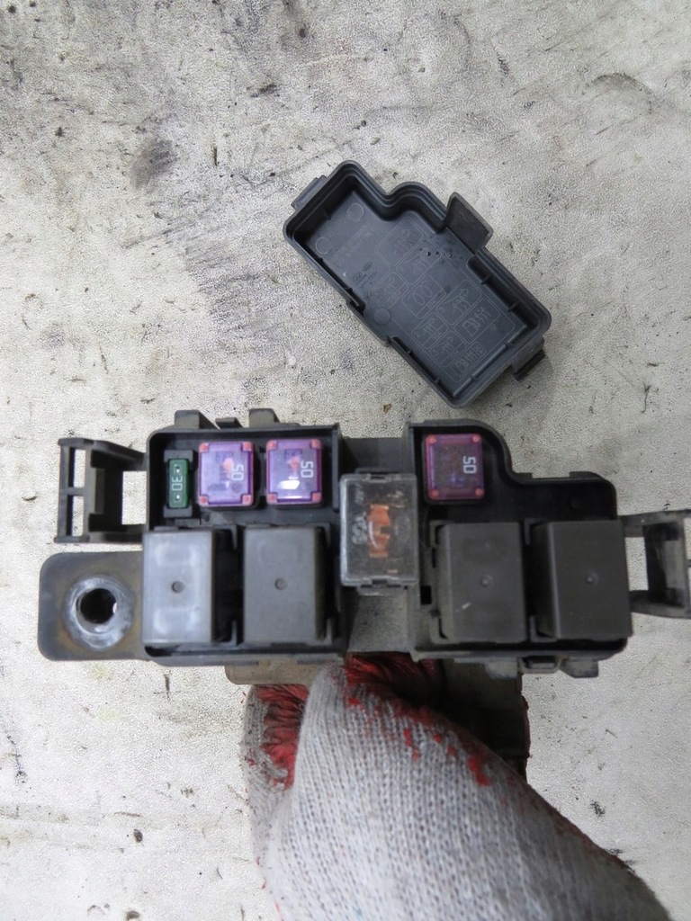 фото №6, Корпус коробка реле hyundai ix35 1.7