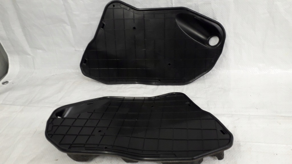 фото №1, Защита дверь левый перед audi a3 8p3837915b