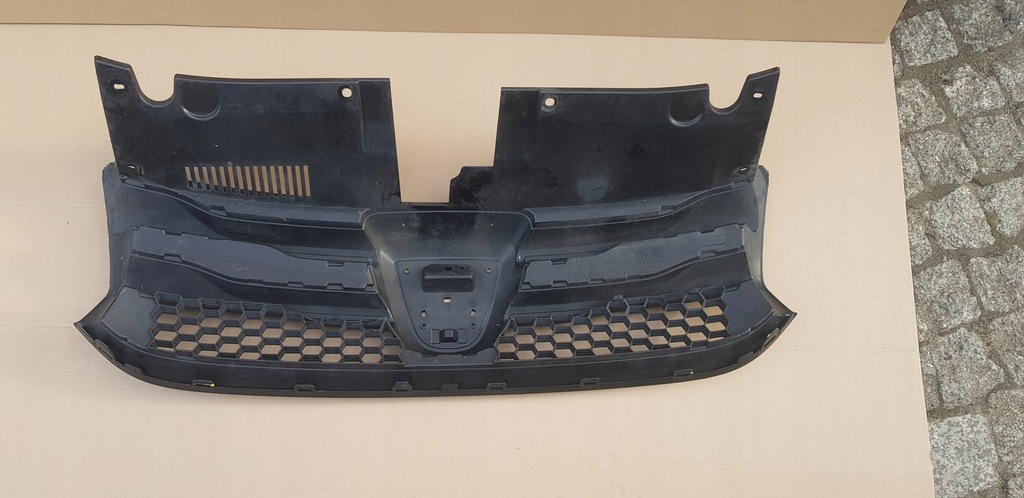 фото №7, Dacia sandero logan решётка радиатора решётка радиатора 623107634r