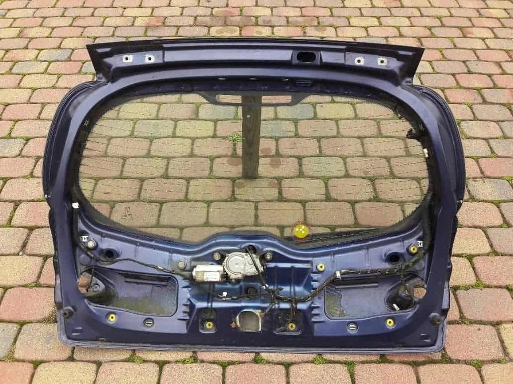 фото №10, Alfa romeo 147 кришка багажника задня задня скло 00-04