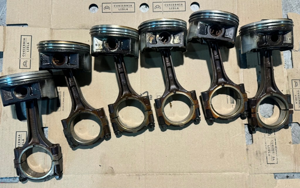 фото №1, Поршні + шатуни ez30 subaru legacy 3.0 h6 2001