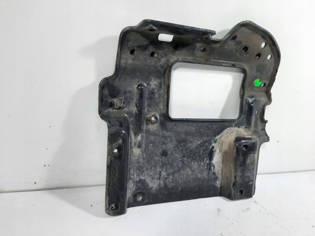 фото №8, Scania r410 euro6 14r кронштейн балка бампера права сторона 1923153