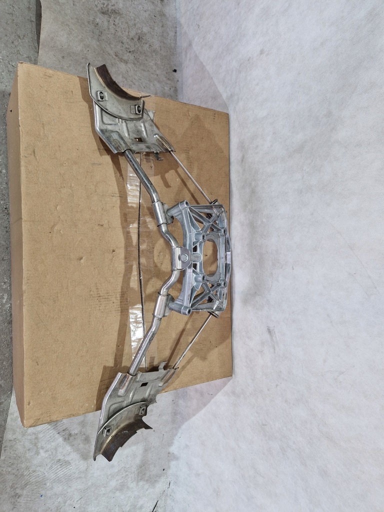 фото №1, Кронштейн katalizatorów porsche cayman 981