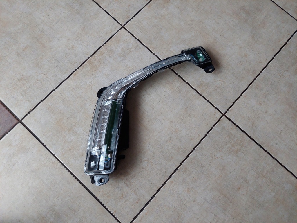 Купить Фонарь  led - левая - peugeot 308 t7 - рестайлинг  - 11-13