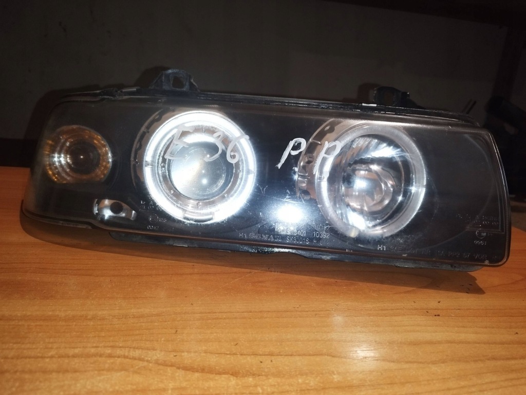 Купить Лампа перед правая bmw e36