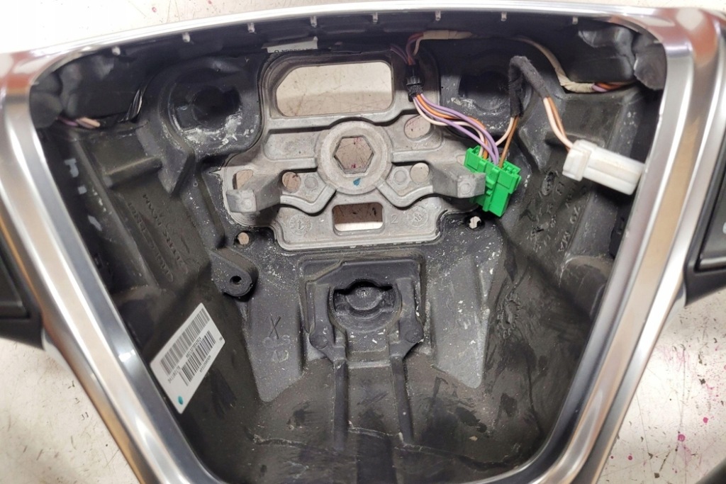 фото №9, Воздуховод volvo v40 cross country 526 p31250592 1.6l дизель 84kw 2014