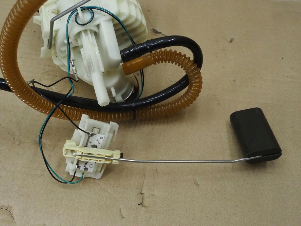 Mini one r50 00- 1.6 насос пального - поплавок рівня 6759001 .9 Недорого