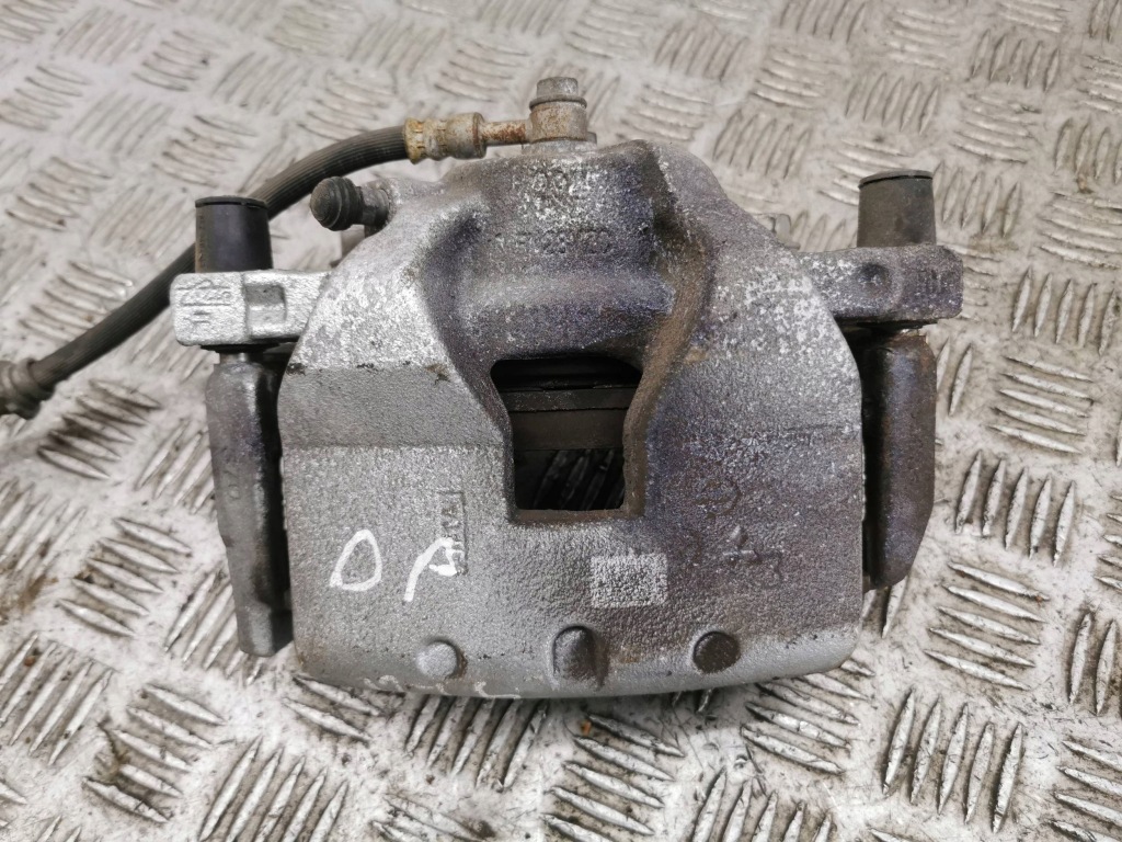 Купить Renault austral 2023 правая сторона суппорт тормозной передний