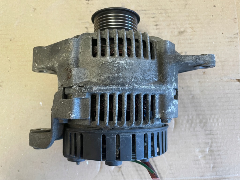 Renault laguna 1 2.0 генератор 2541981b 7700424582 с Разборки