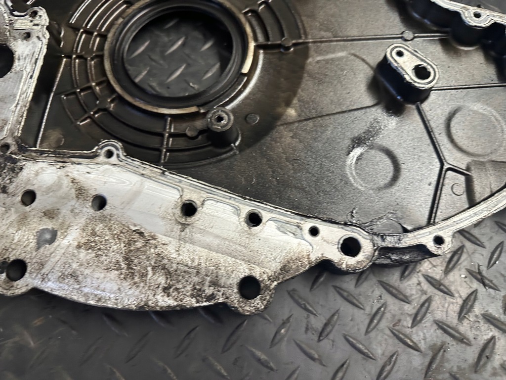 фото №9, Захист корпус розподільного валу audi a8 d3 q7 4.2 tdi bvn 057103173q