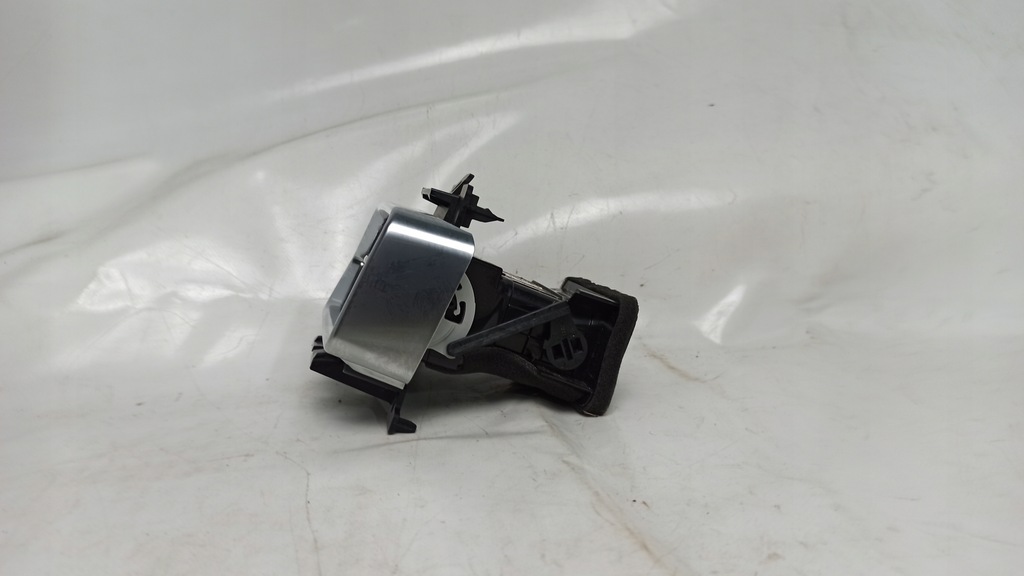 фото №6, Mazda cx5 ii 17 - решётка обдув консоли usa