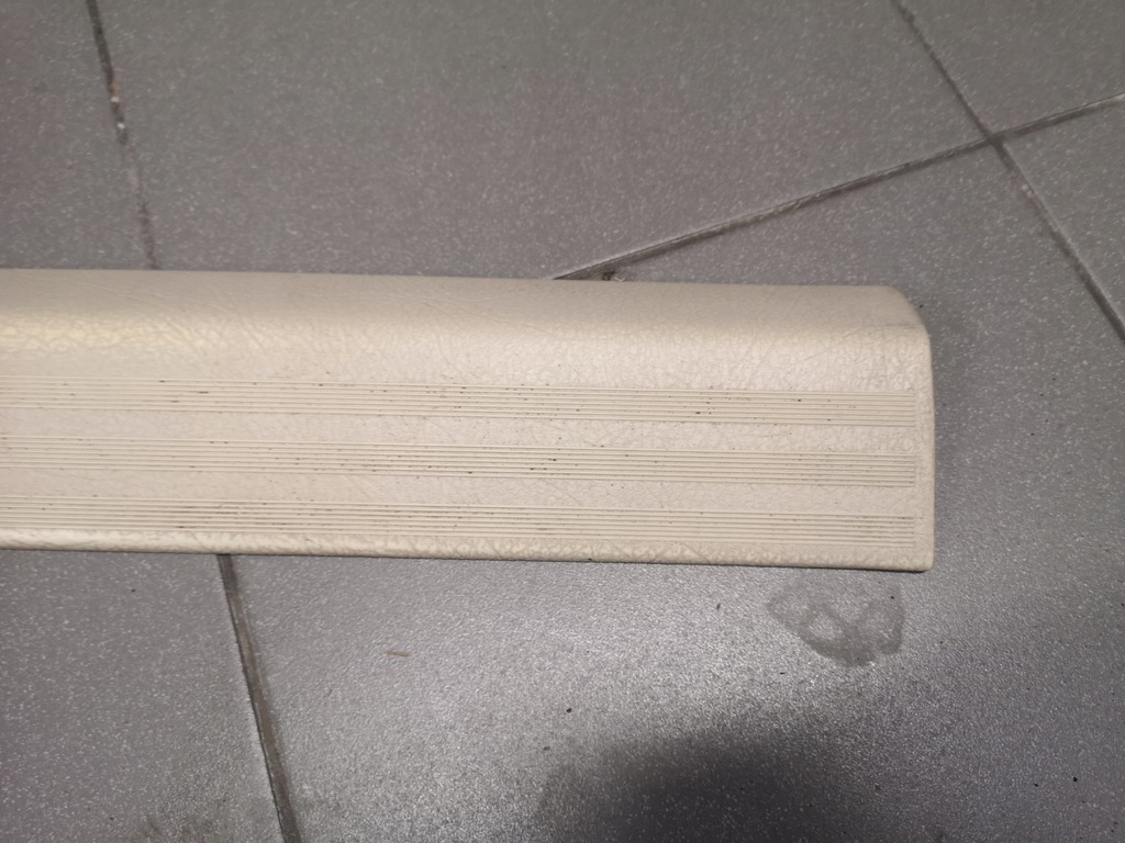 фото №5, Молдинг поріг лівий перед audi a8 d2 4d1864613