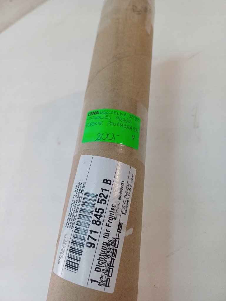 фото №15, Прокладка стекло лобовое перед porsche panamera 971 16-