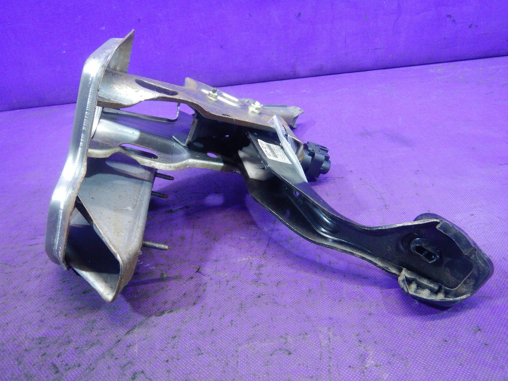 фото №4, Vw fox 03-07 1.2 педаль тормоза 6q1721058q