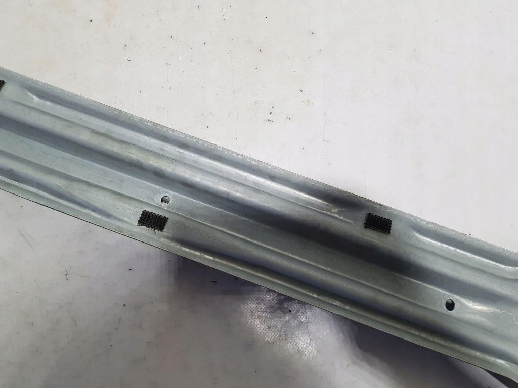 фото №7, Шторка защита панорамы потолочный mercedes w212 sedan