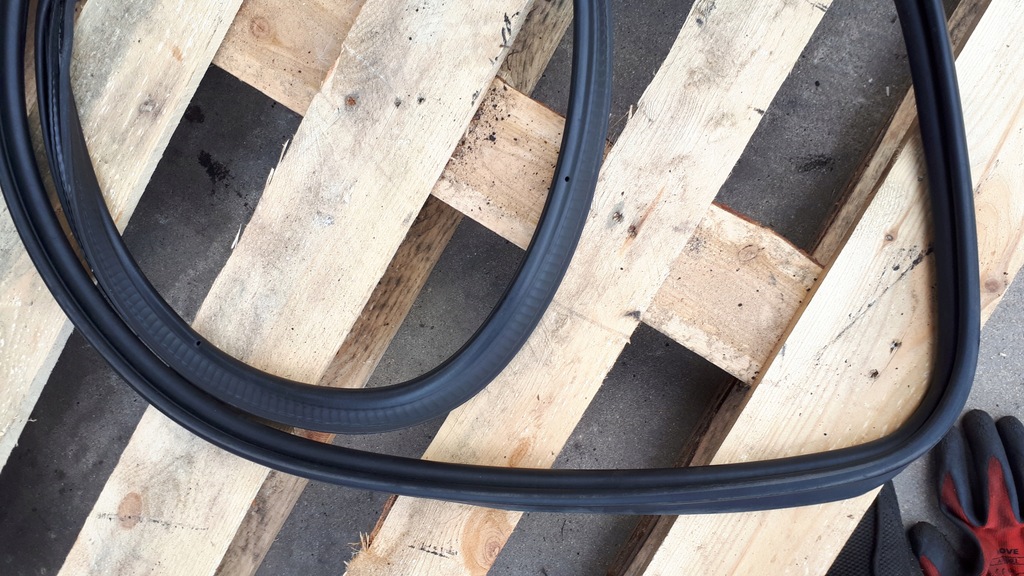 фото №4, S6 c7 4g a6 прокладка крышки багажника задняя sedan