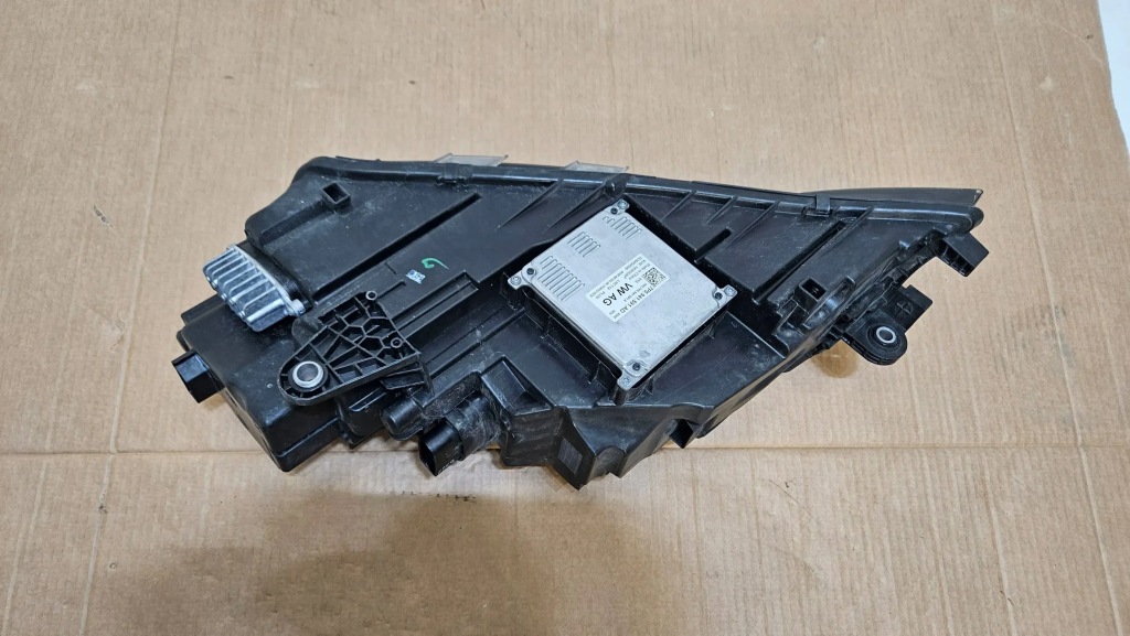 Фара права перед передня skoda octavia 3 рестайлінг  full led 5e1941016d Зі Шроту