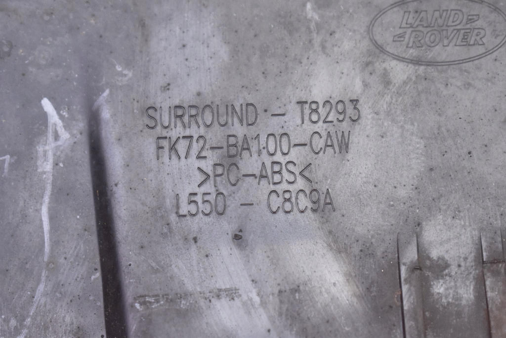 фото №11, Решётка радиатора решётка радиатора серая fk72-ba100-caw land rover discoevry sport 5 v 16-