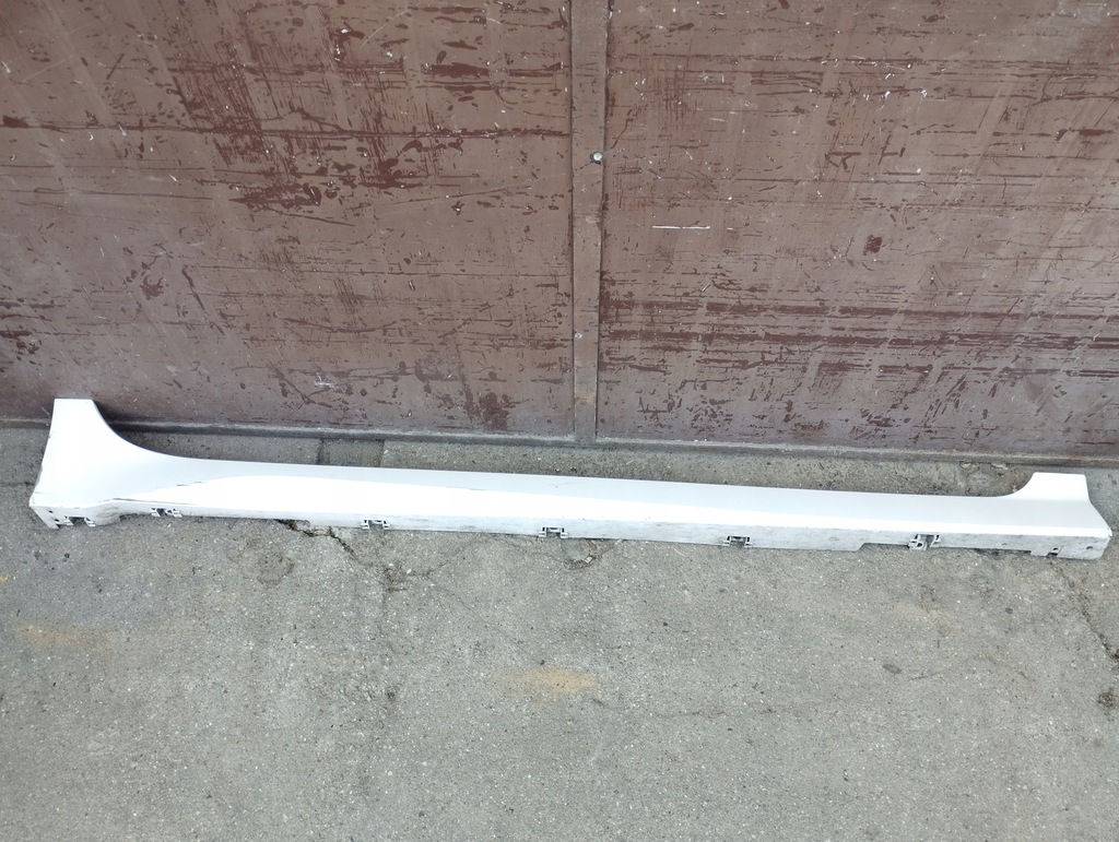 фото №1, Порог правый nissan leaf ii ze1 2017-^