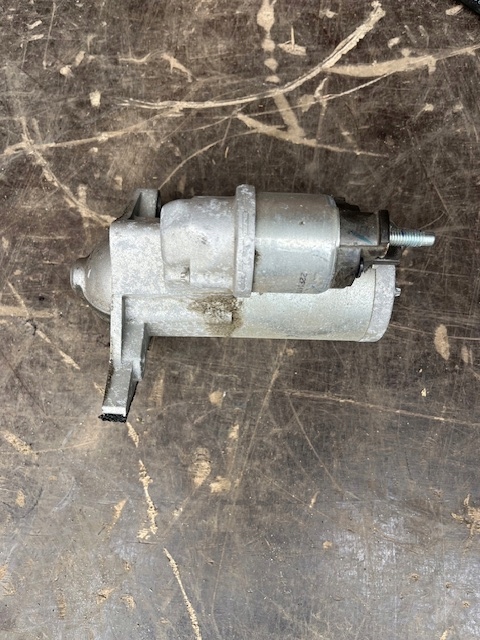 фото №1, Стартер renault dacia clio v sandero iii logan iii 1,0 sce 233008404r