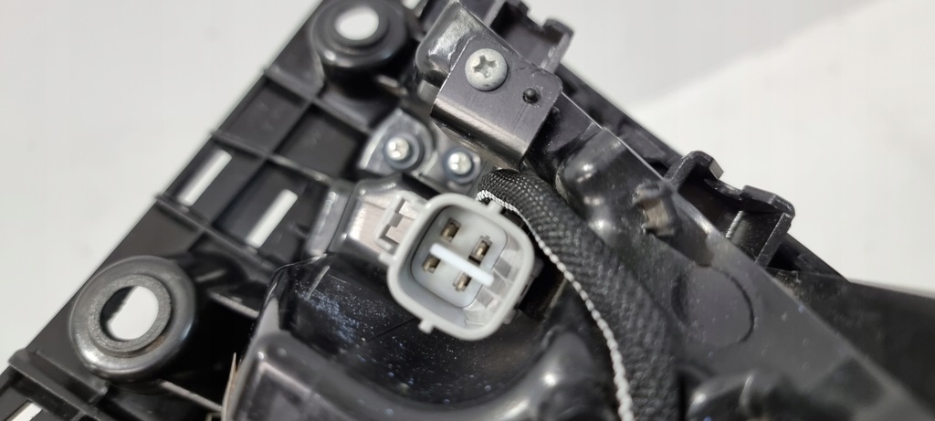 фото №12, Лампа правый задняя задняя toyota c-hr chr 16-19